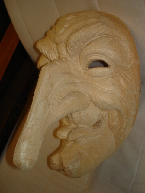 Hexenmaske, Maskenrohling, Holzmaske